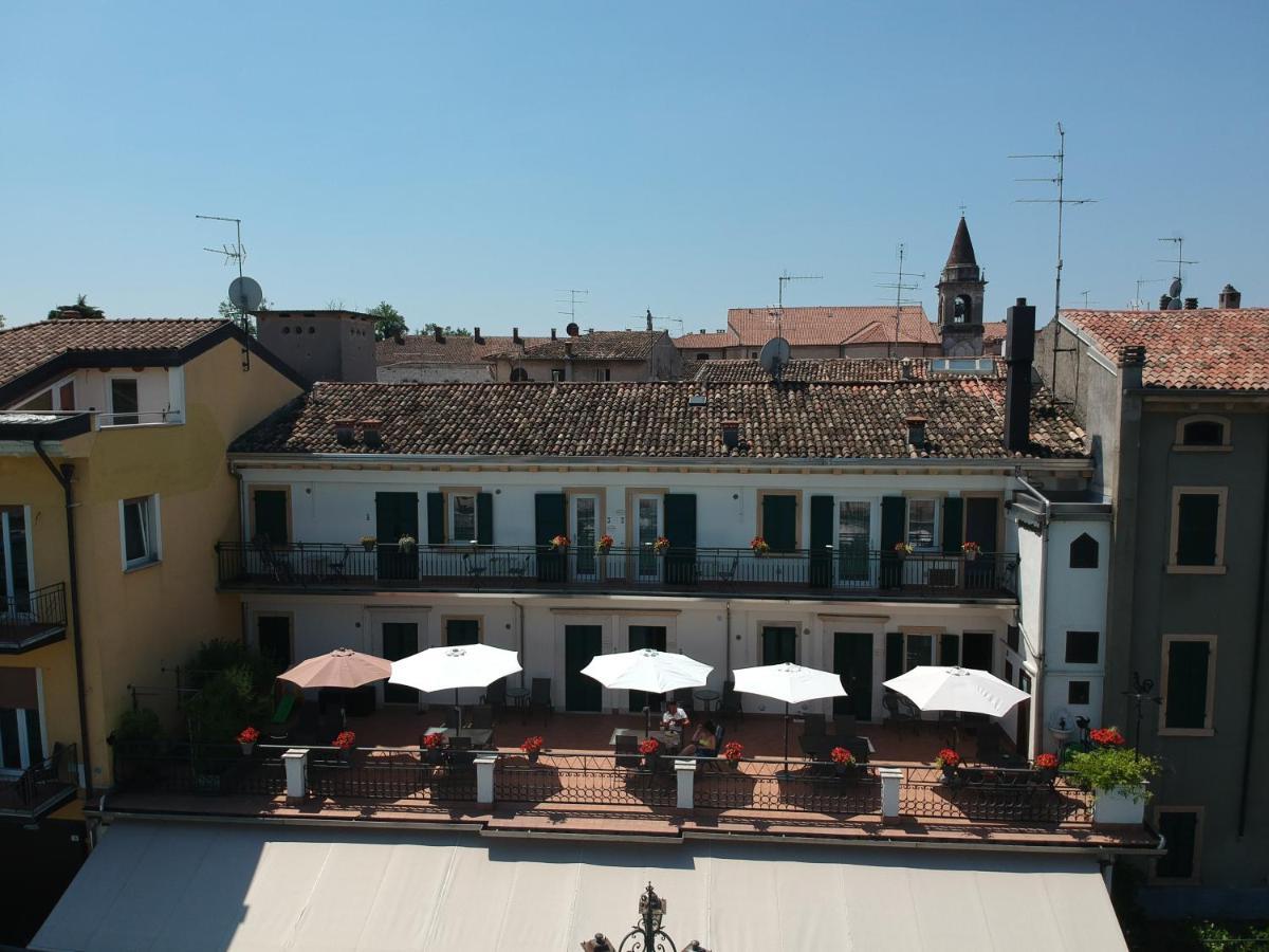Fiori Sull'Acqua Apartments Peschiera del Garda Kültér fotó