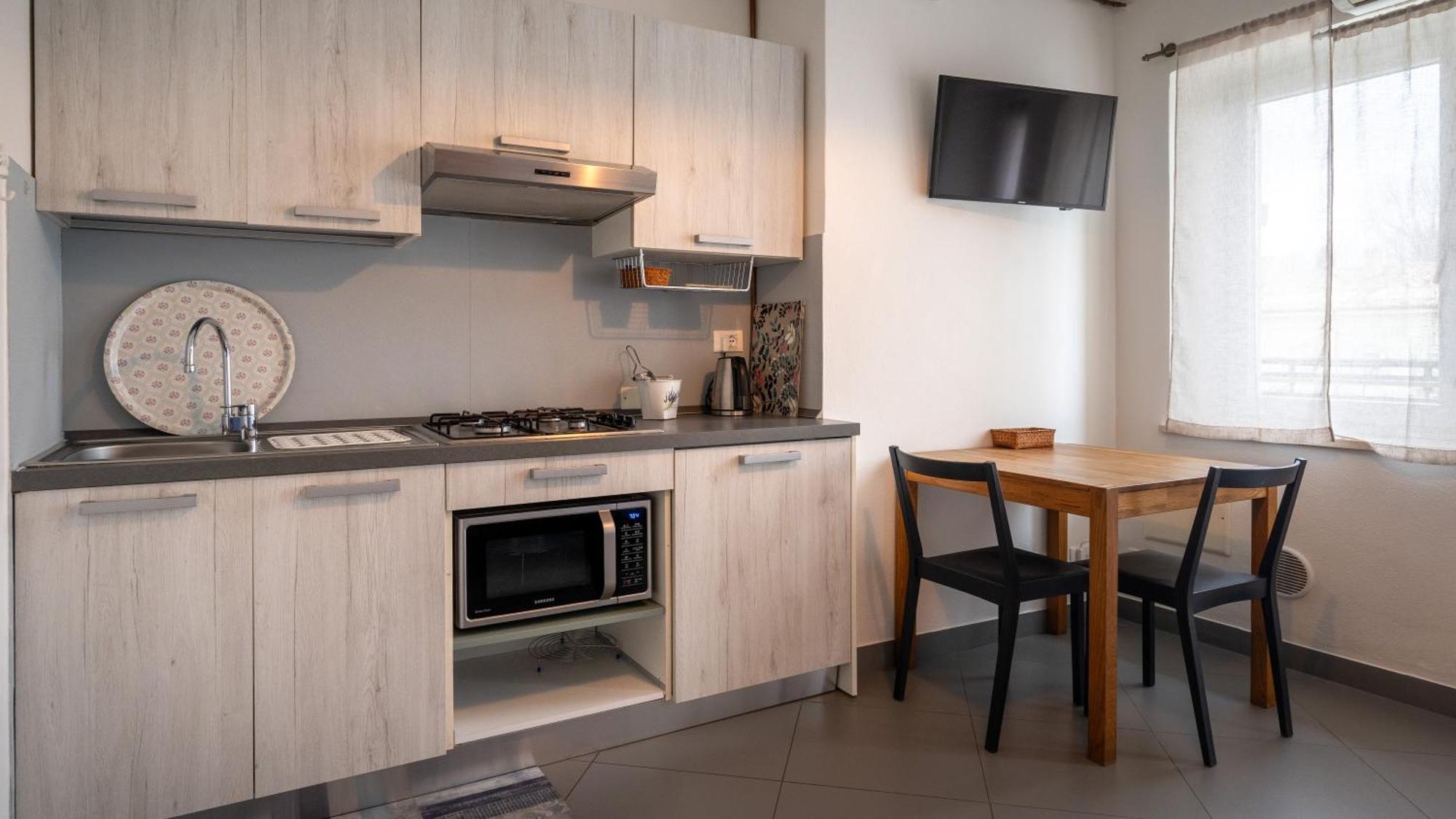 Fiori Sull'Acqua Apartments Peschiera del Garda Kültér fotó