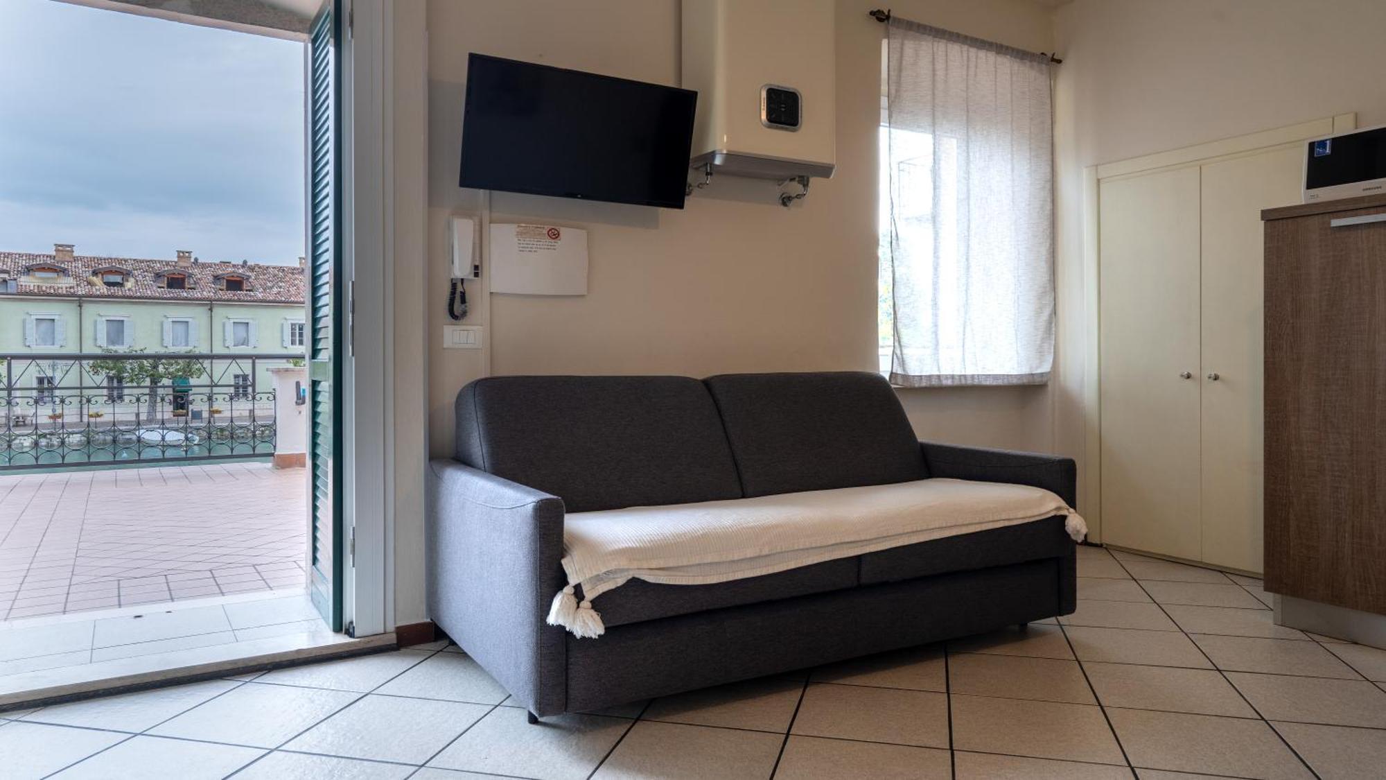 Fiori Sull'Acqua Apartments Peschiera del Garda Kültér fotó