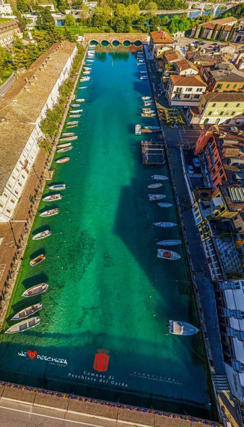 Fiori Sull'Acqua Apartments Peschiera del Garda Kültér fotó