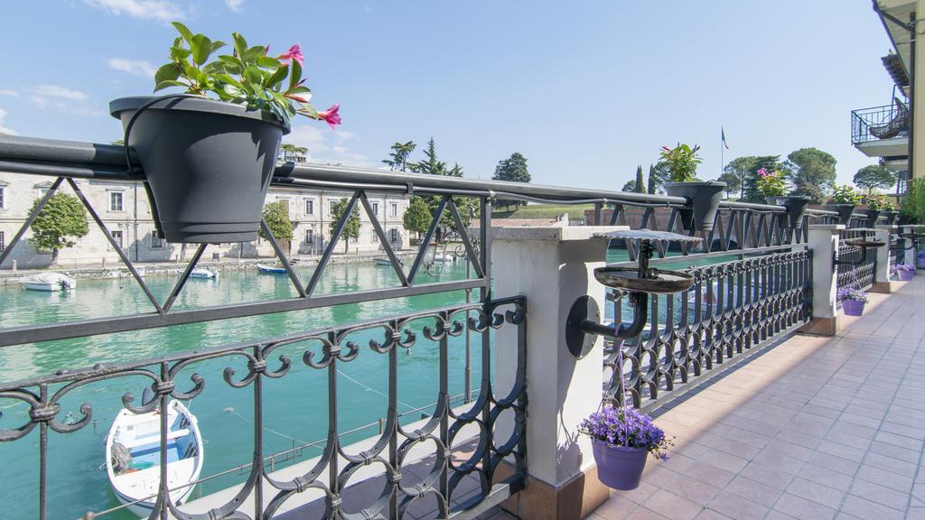 Fiori Sull'Acqua Apartments Peschiera del Garda Kültér fotó