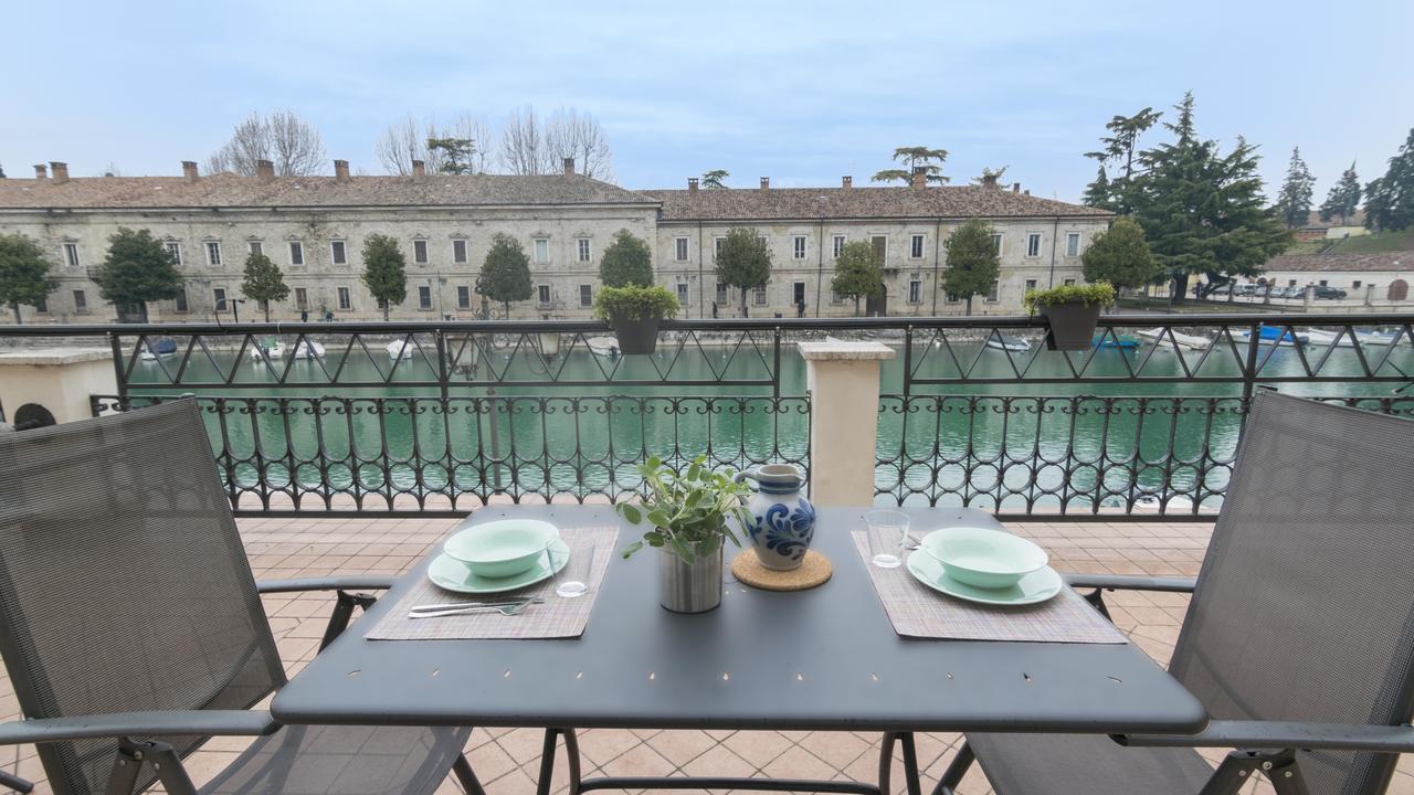 Fiori Sull'Acqua Apartments Peschiera del Garda Kültér fotó