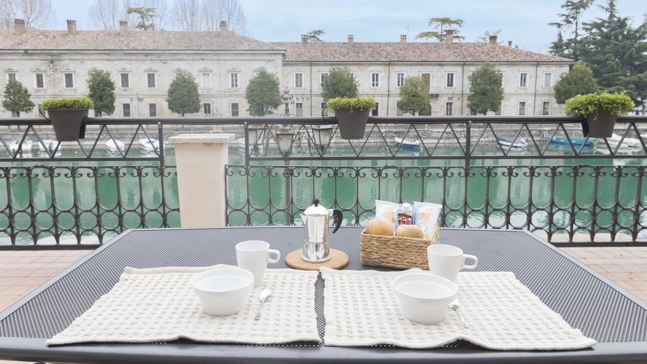 Fiori Sull'Acqua Apartments Peschiera del Garda Kültér fotó