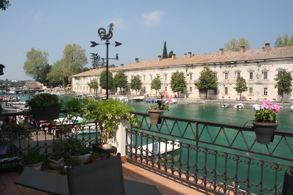 Fiori Sull'Acqua Apartments Peschiera del Garda Kültér fotó
